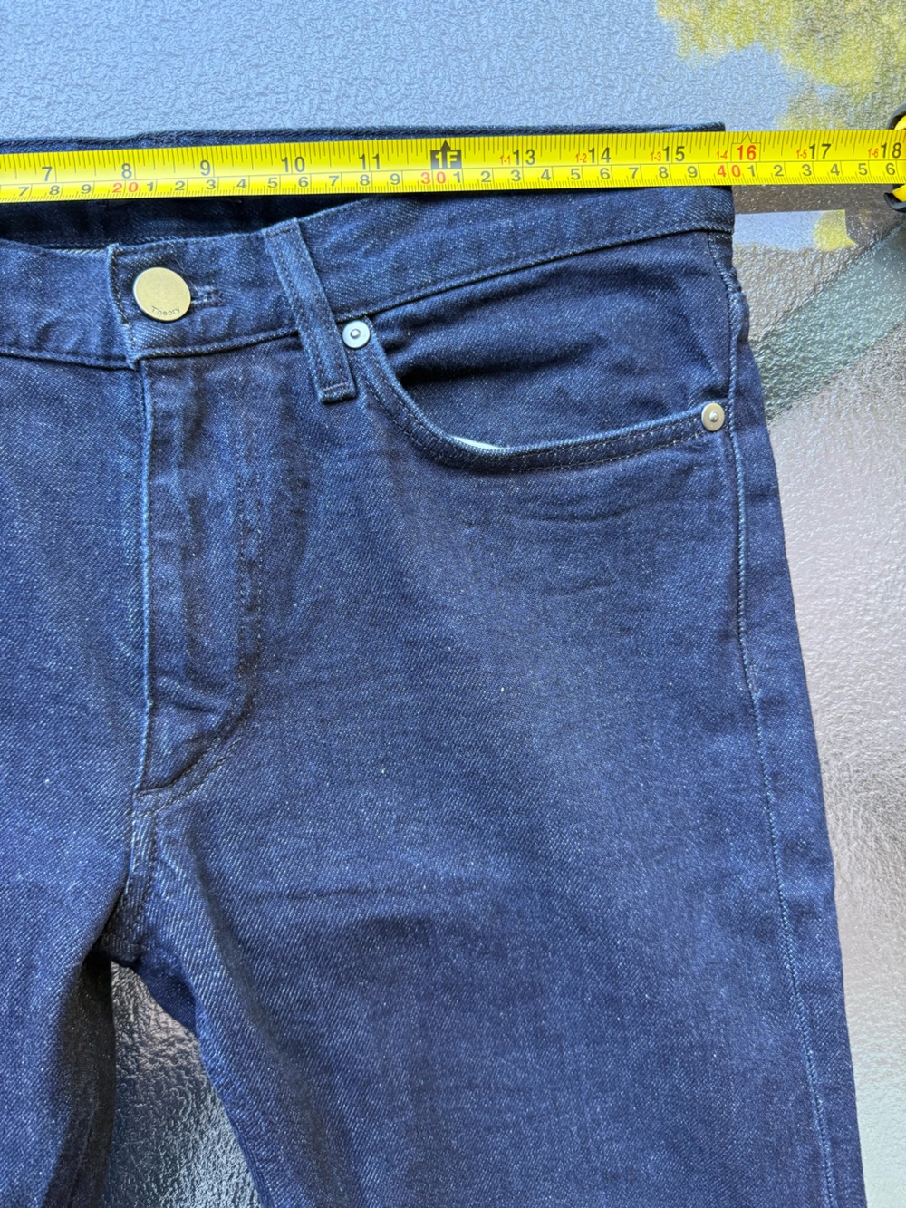 Dark Indigo Denim jeans with Classic Pocket Details